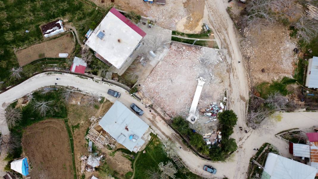 İlk kez karşılaştılar Deprem bölgesinde korkutan görüntü