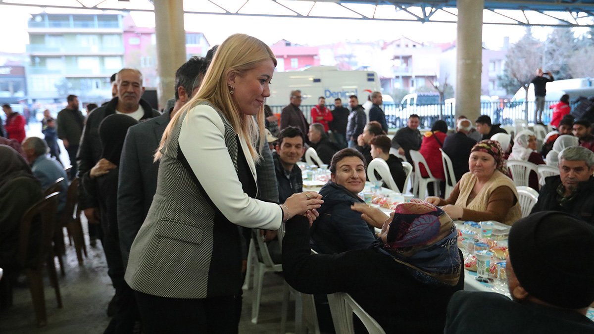 Merkezefendi Belediyesinin mahalle iftarları devam ediyor