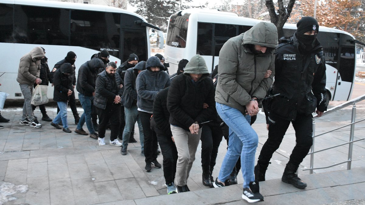 Sibergöz operasyonunda yakalanan 10 kişi tutuklandı