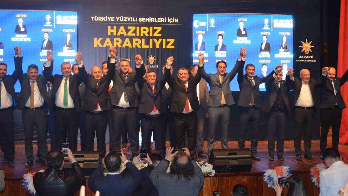 AK Parti Artvin İlçe Belediye Başkan adayları açıklandı