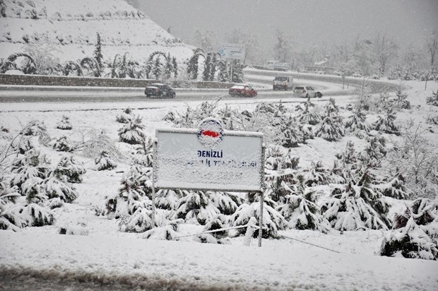 Nisan kapıdan baktırır... 7