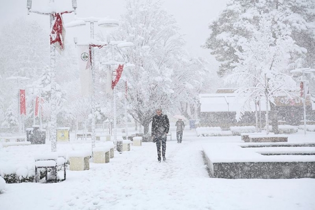 Nisan kapıdan baktırır... 13