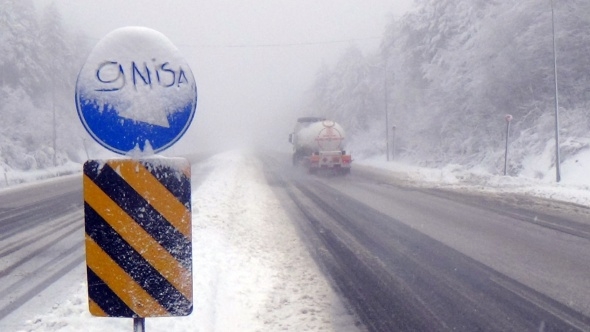 Nisan kapıdan baktırır... 18
