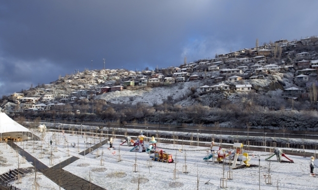 Nisan kapıdan baktırır... 20