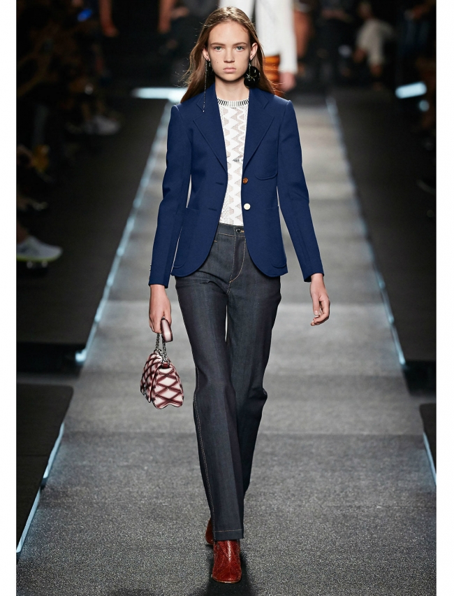 Dünya podyumlarından 2015 ilkbahar-yaz modası 10