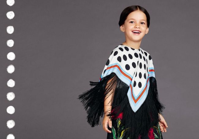 Küçük kızların bahar coşkusu 4