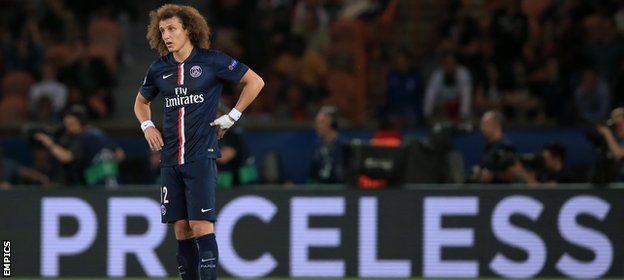 Sosyal medya David Luiz'in yediği çalımı konuşuyor 18
