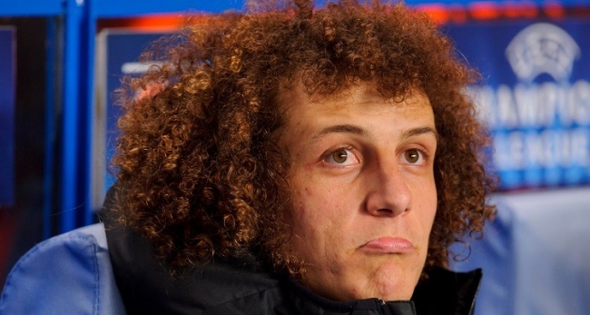 Sosyal medya David Luiz'in yediği çalımı konuşuyor 32