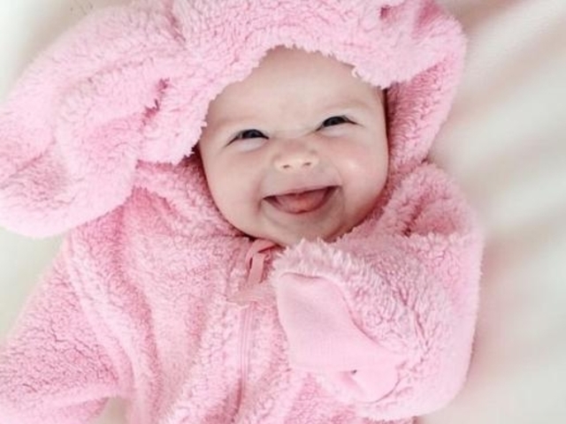 1 yaşında 20 bin lira maaşı var 4