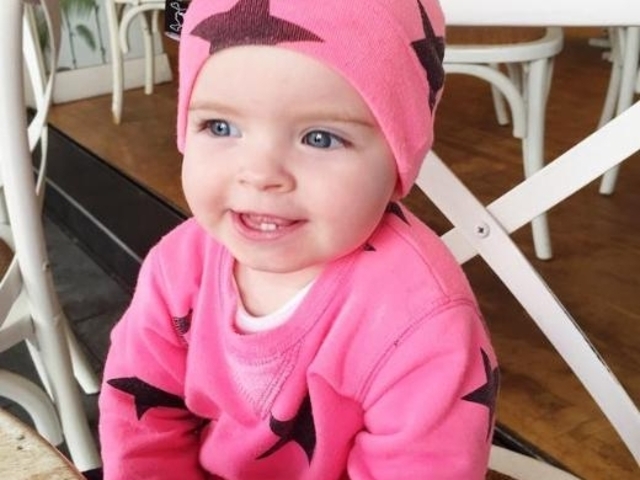 1 yaşında 20 bin lira maaşı var 6