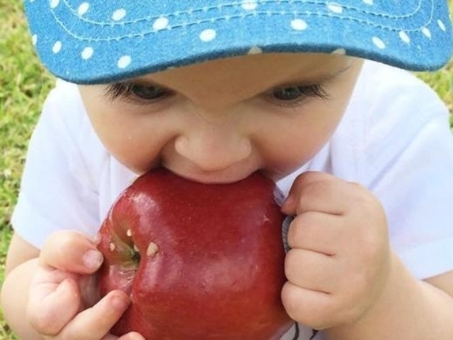 1 yaşında 20 bin lira maaşı var 7