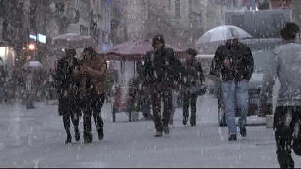 Dolu İstanbul'u beyaza bürüdü 17