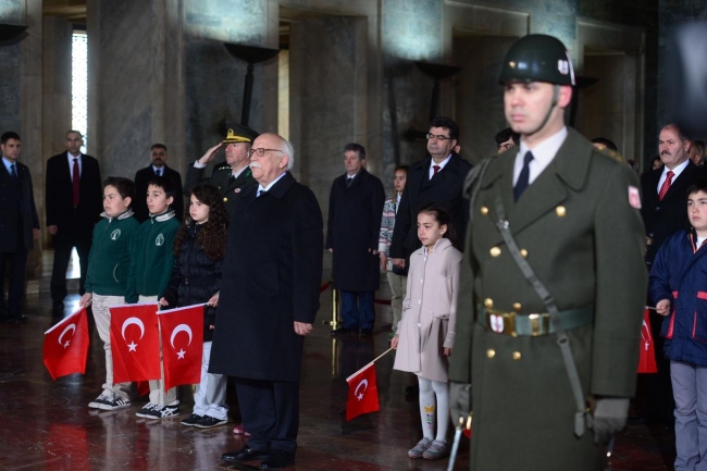 23 Nisan neşesi... 25