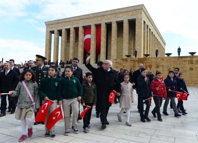 23 Nisan neşesi... 26