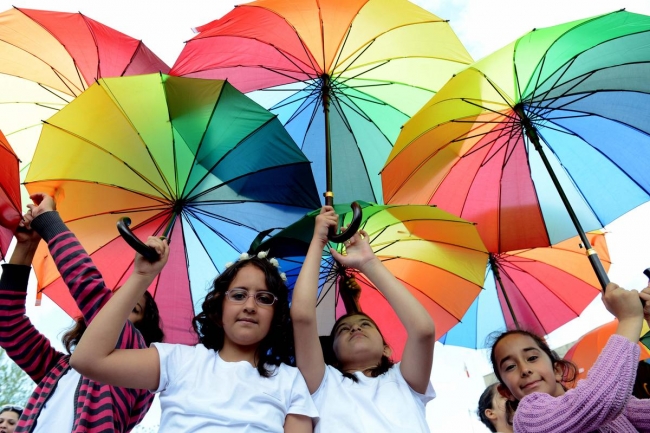 23 Nisan neşesi... 42