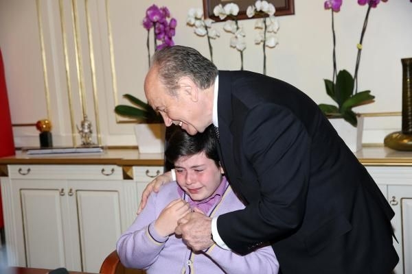 İlk talimatını verdi, gözyaşlarına boğuldu 3