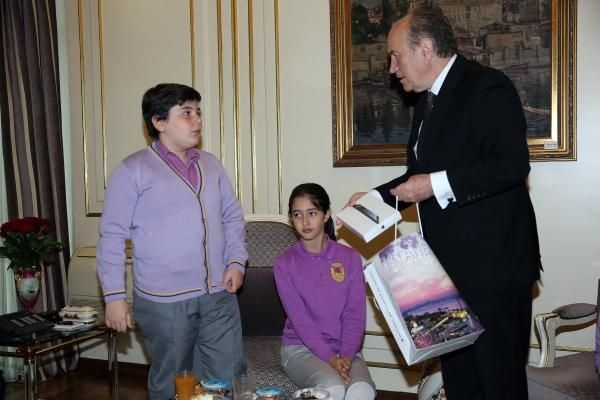 İlk talimatını verdi, gözyaşlarına boğuldu 4