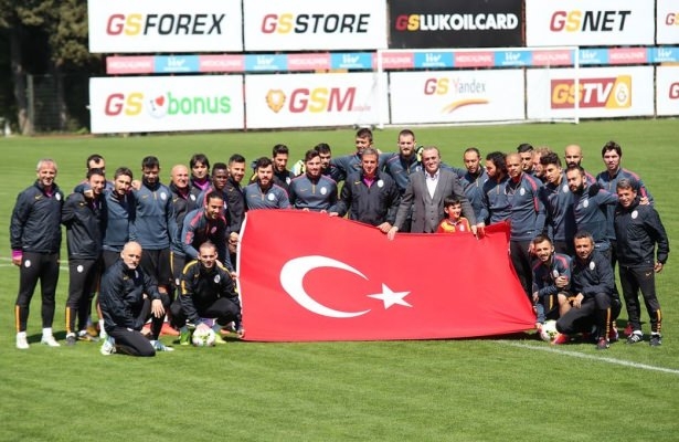 Florya'ya Savcı Kiraz'ın oğlundan sürpriz ziyaret 15