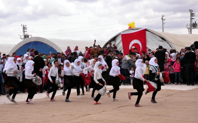 Suriyeli çocukların 23 Nisan çoşkusu 6