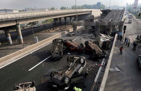 Nepal'in başkenti Katmandu yerle bir oldu 14