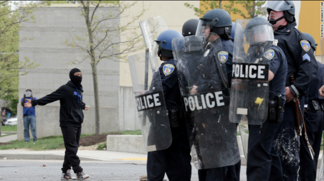 Baltimore'da isyan 43