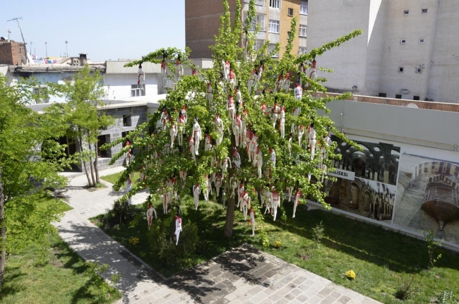 Kadına şiddete "bez bebekli" tepki 4
