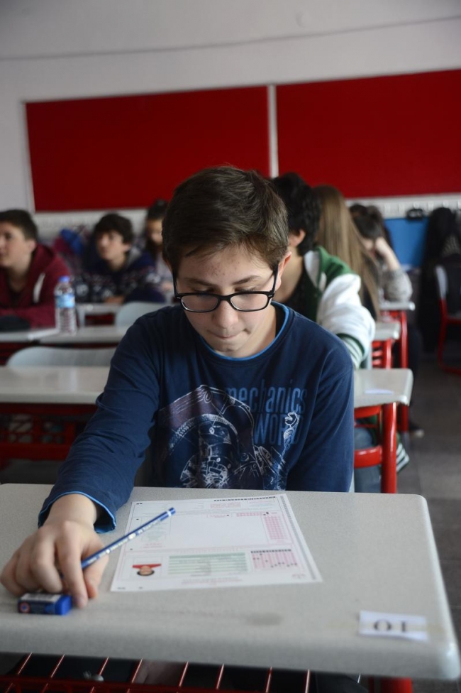 Ortaokul 8. sınıf öğrencilerinde TEOG heyecanı 22