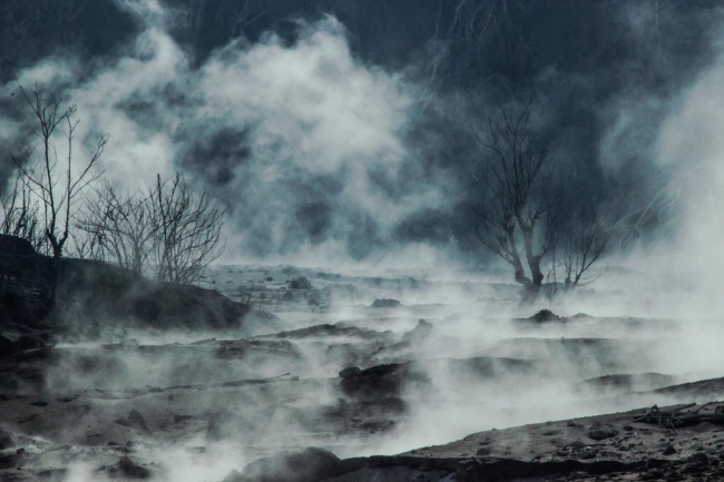 Sinabung yanardağı'nda patlama 4