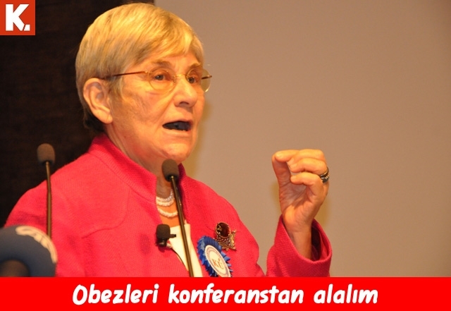 Canan Karatay'ın gülmekten diyete sokacak capsleri 21