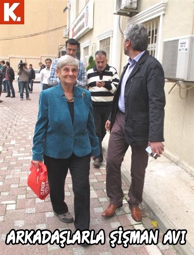 Canan Karatay'ın gülmekten diyete sokacak capsleri 4