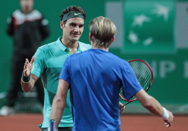 Federer İstanbul'da çeyrek finalde 11