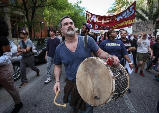 ABD "Baltimore" için ayakta 14