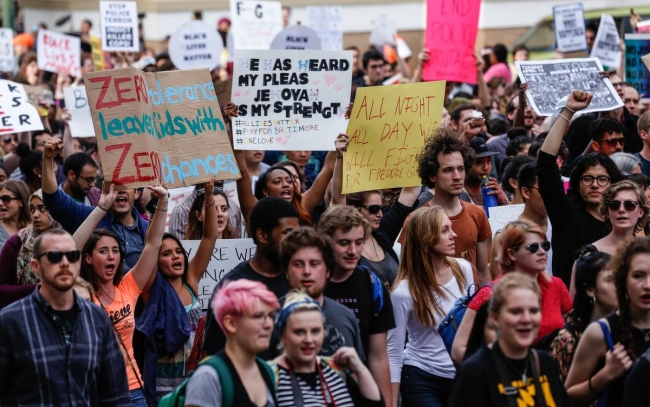 ABD "Baltimore" için ayakta 22