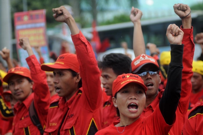 Molotofsuz, gazsız 1 Mayıs 8