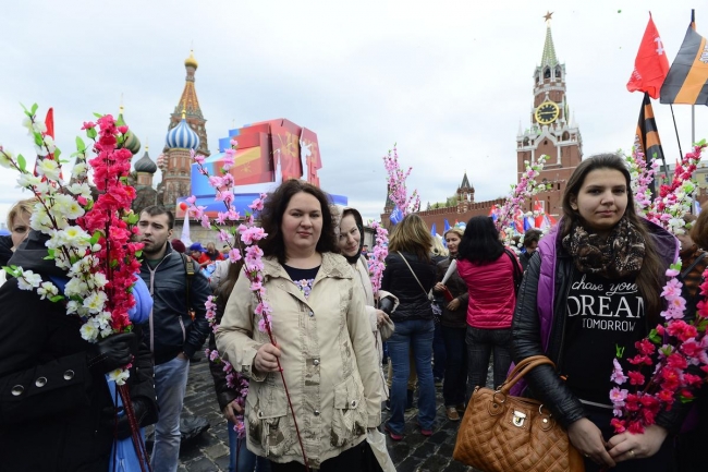 Molotofsuz, gazsız 1 Mayıs 23