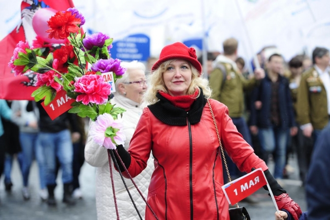 Molotofsuz, gazsız 1 Mayıs 27