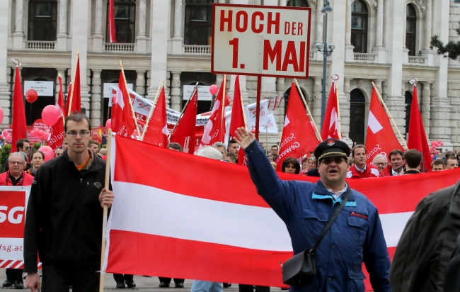 Molotofsuz, gazsız 1 Mayıs 36