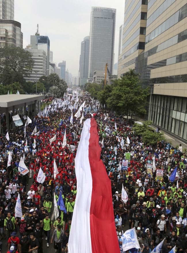 Molotofsuz, gazsız 1 Mayıs 3