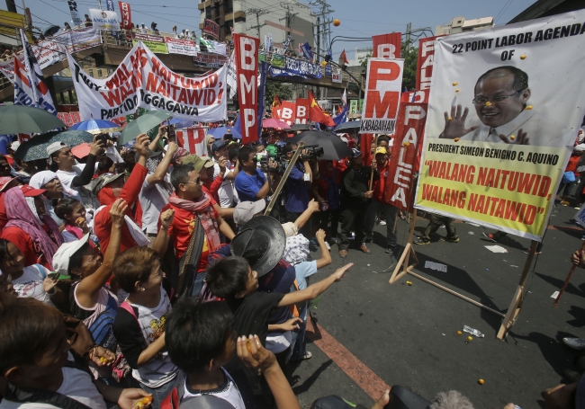 Molotofsuz, gazsız 1 Mayıs 37