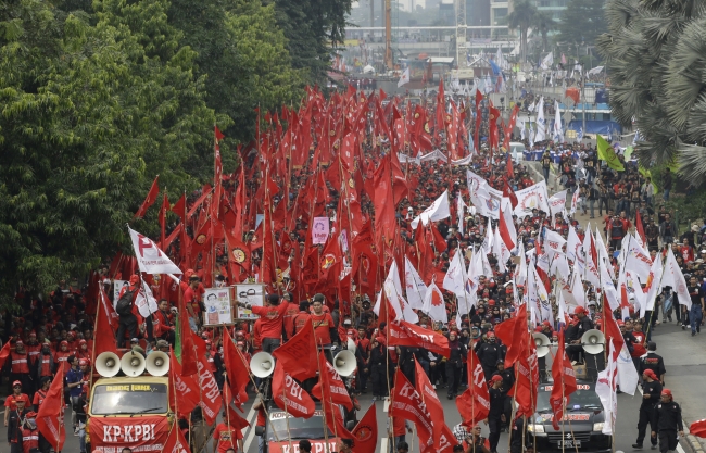 Molotofsuz, gazsız 1 Mayıs 4