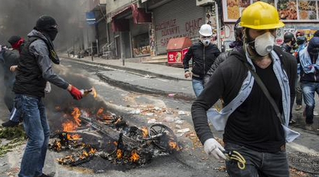 1 Mayıs'ın sol cephesi 9