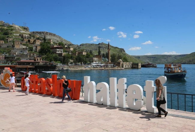 Batık Kent Halfeti'nin çekim gücü 11