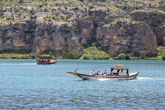 Batık Kent Halfeti'nin çekim gücü 14