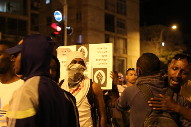 İsrail'de "ırkçı" polis şiddeti 1