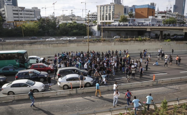 İsrail'de "ırkçı" polis şiddeti 28