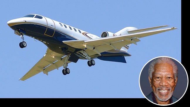 Hangi ünlü hangi jete biniyor? 9