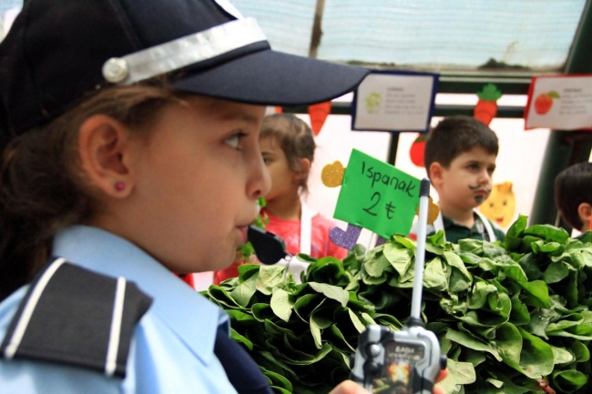 Pazarcı miniklerden renkli kareler 7