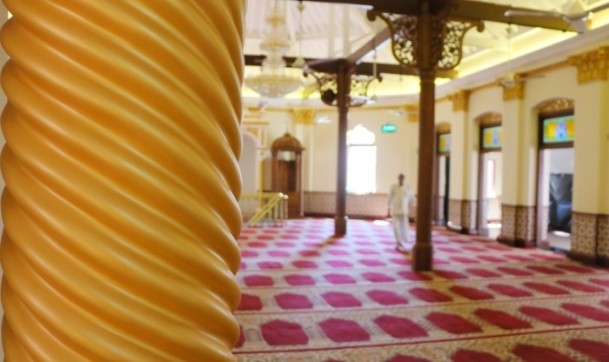 İslamın sembolü: Kırmızı mescit 8