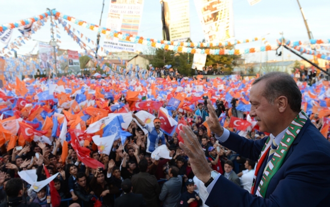 Üstünü ört, üşütme Selahattin! 1