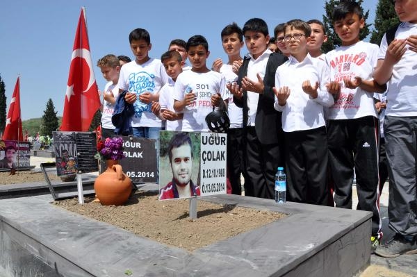 Soma faciası anısına resim sergisi yapıldı 4